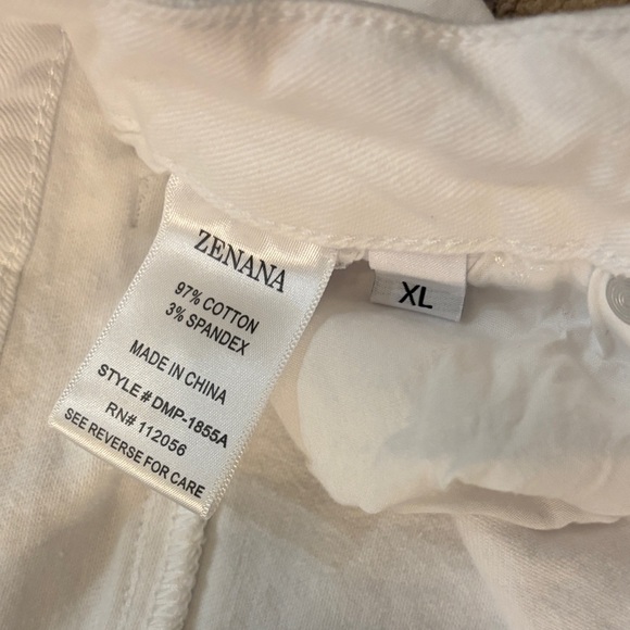 Zenana Outfitters White Wide Leg Jeans - Picture 3 of 3